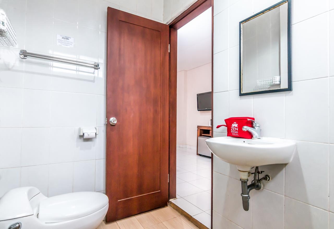 Zen Rooms Kuta Kubu Anyar 2 Kültér fotó